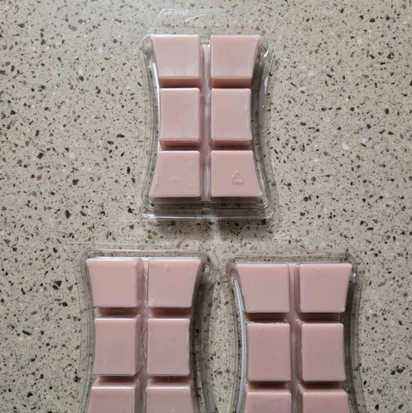 3 WoodWick Wax Melts Vanilla & Sea Salt Home Fragrance 6 Squares Per Package NEW - Picture 4 of 4